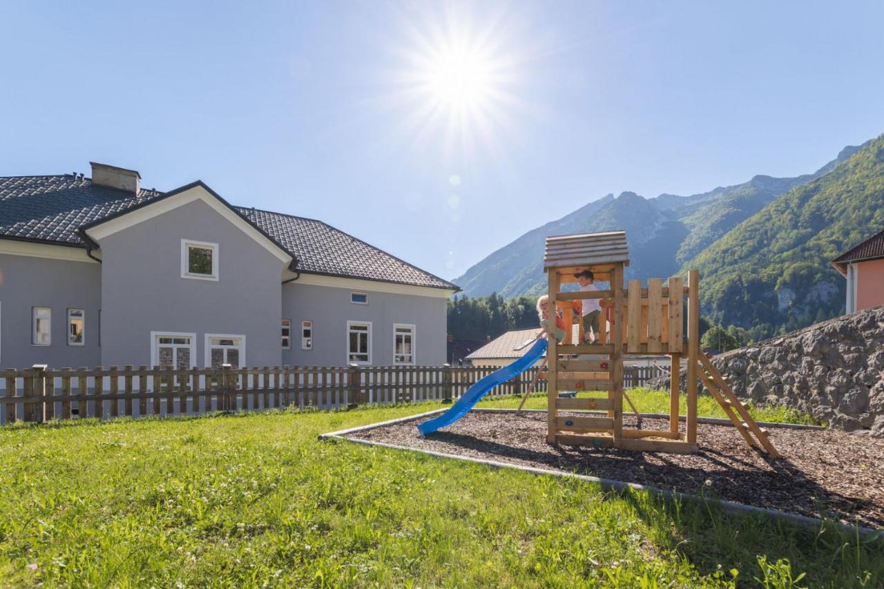 Naturparkresort Alte Schule Hieflau Eksteriør bilde